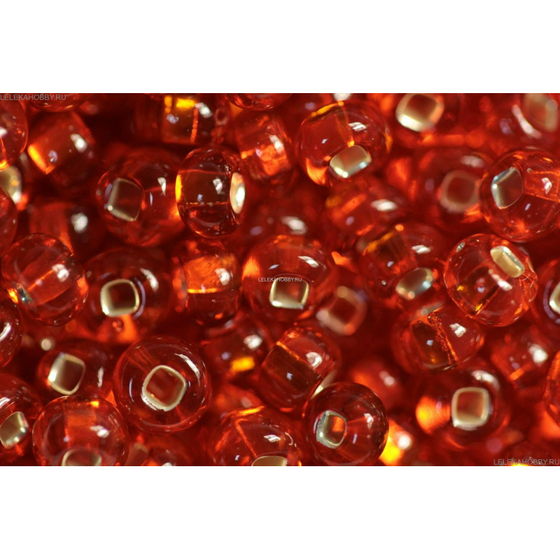 495-10/0-97050 Бісер Чехія (блискучий з квадратною серединкою, червоний світлий), упаковка 50 грамів