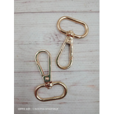 Пара карабінів для сумки, довжина 50 мм, колір натурального золота. Внутрішня ширина кільця 25 мм