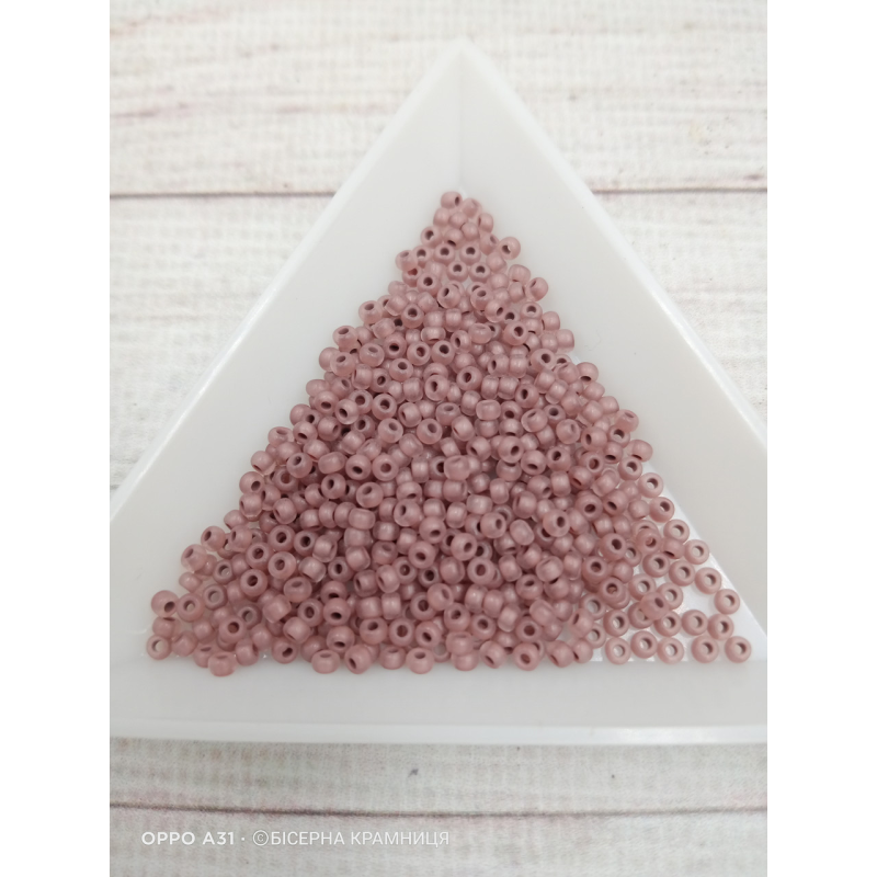 38319matt бісер №10 Preciosa (Чехія) 5 грамів. Прозорий профарбований матовий