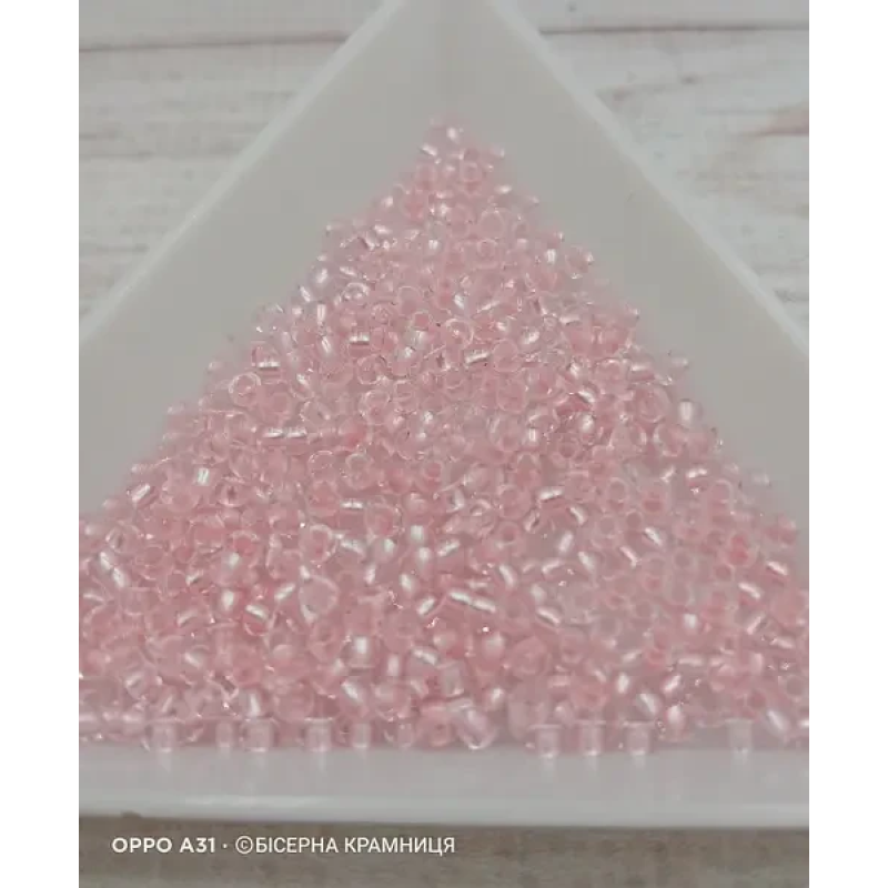 38298-10/0 Бісер Чехія (прозорий з блискучою серединкою, ніжно-рожевий), упаковка 50 грамів