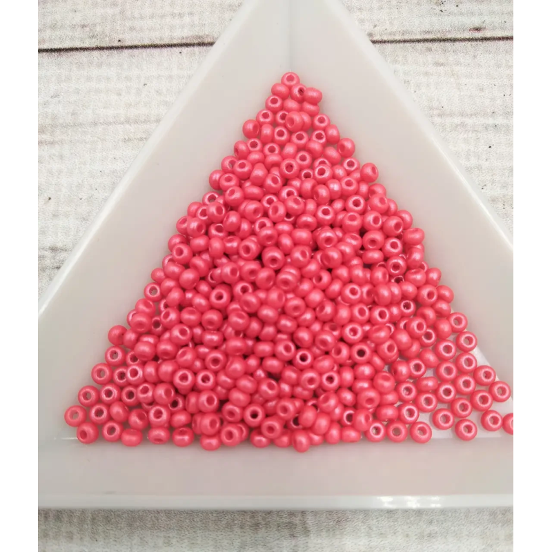 22008-10/0 Бісер Чехія ( Перламутровий непрозорий, темний малиновий), упаковка 50 грамів