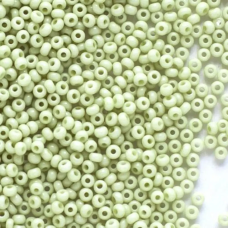 03152-10/0 Бісер Чехія (натуральний, блідий салатово-оливковий), упаковка 50 грамів