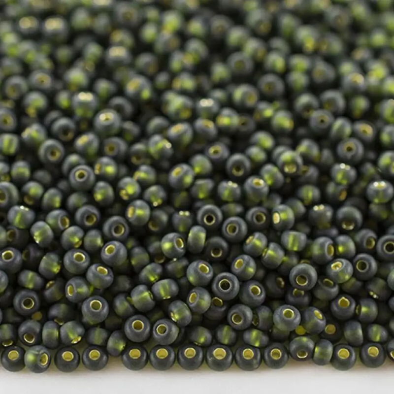 57290matt-10/0 Бісер Чехія (блискучий матовий, зелений болотний), упаковка 50 грамів