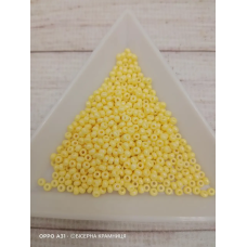 43181-10/0 Бісер Чехія (перламутровий райдужний, жовтий світлий), упаковка 50 грамів