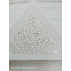 78109matt-10/0 Бісер Чехія (блискучий матовий райдужний, сріблястий), упаковка 50 грамів