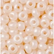 439-10/0-17218 Бісер Чехія (алебастровий з перлиновим напиленням, кремовий), упаковка 50 грамів