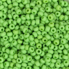 53310matt-10/0 Бісер Чехія (натуральний матовий, салатовий), упаковка 50 грамів