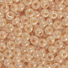 526-10/0-37383 Бісер Чехія (перламутровий, персиковий кремовий блідий), упаковка 50 грамів